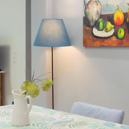 Easy & Comfy Nights Apartment *